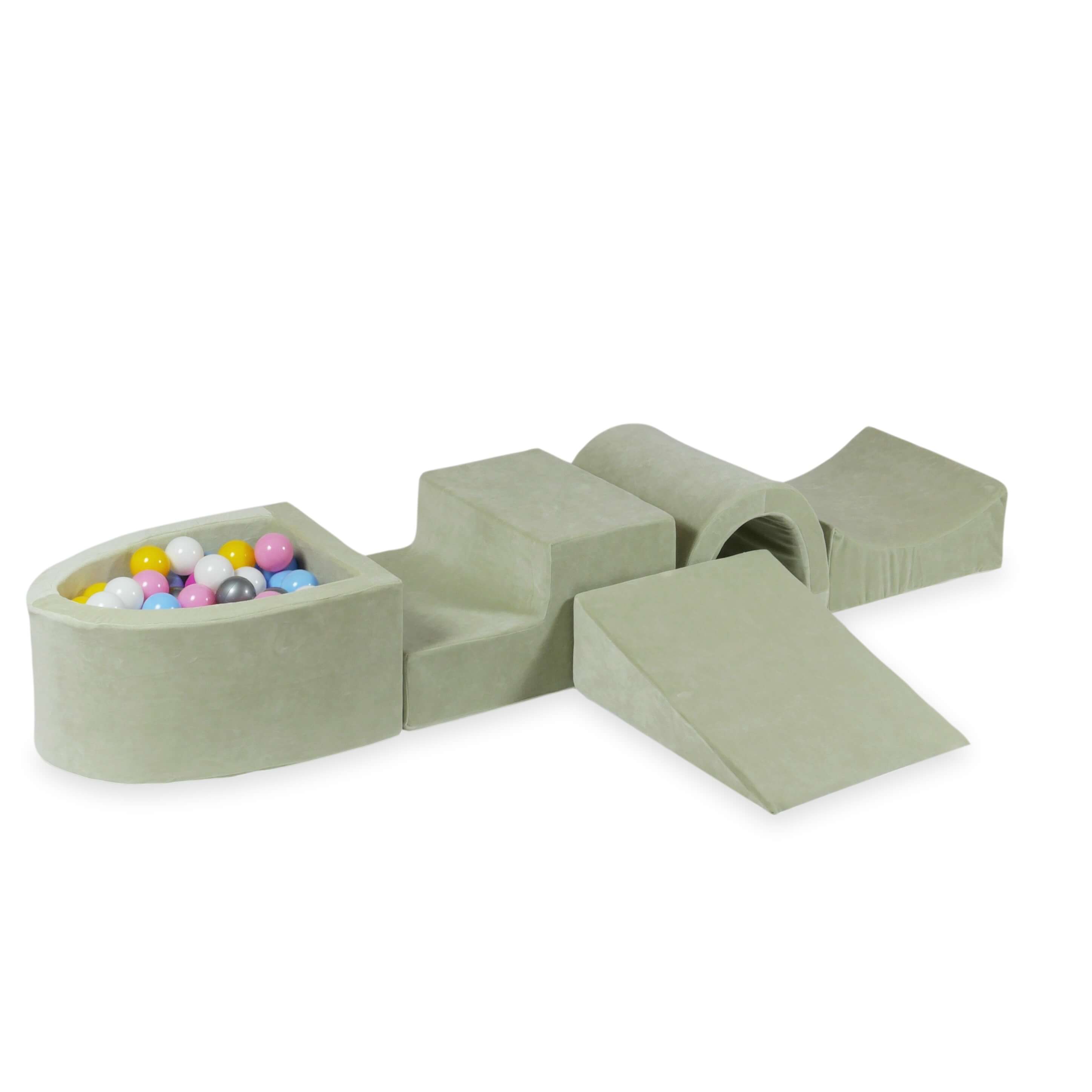 Piankowy plac zabaw z mostem i basenem micro Velvet Soft pistacjowy + 100 piłek