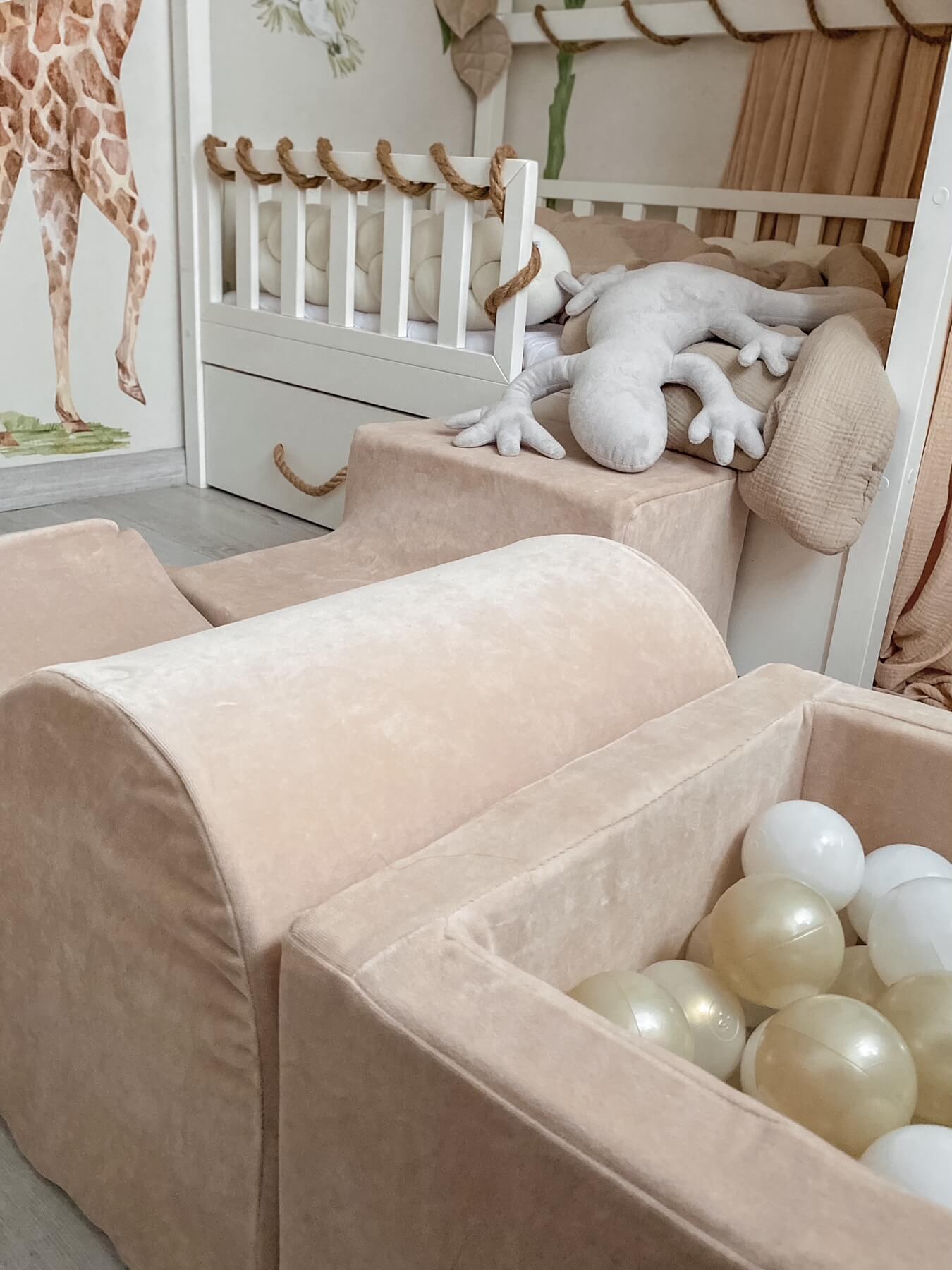 Największy piankowy plac zabaw z basenem micro Velvet Soft beżowy + 100 piłek