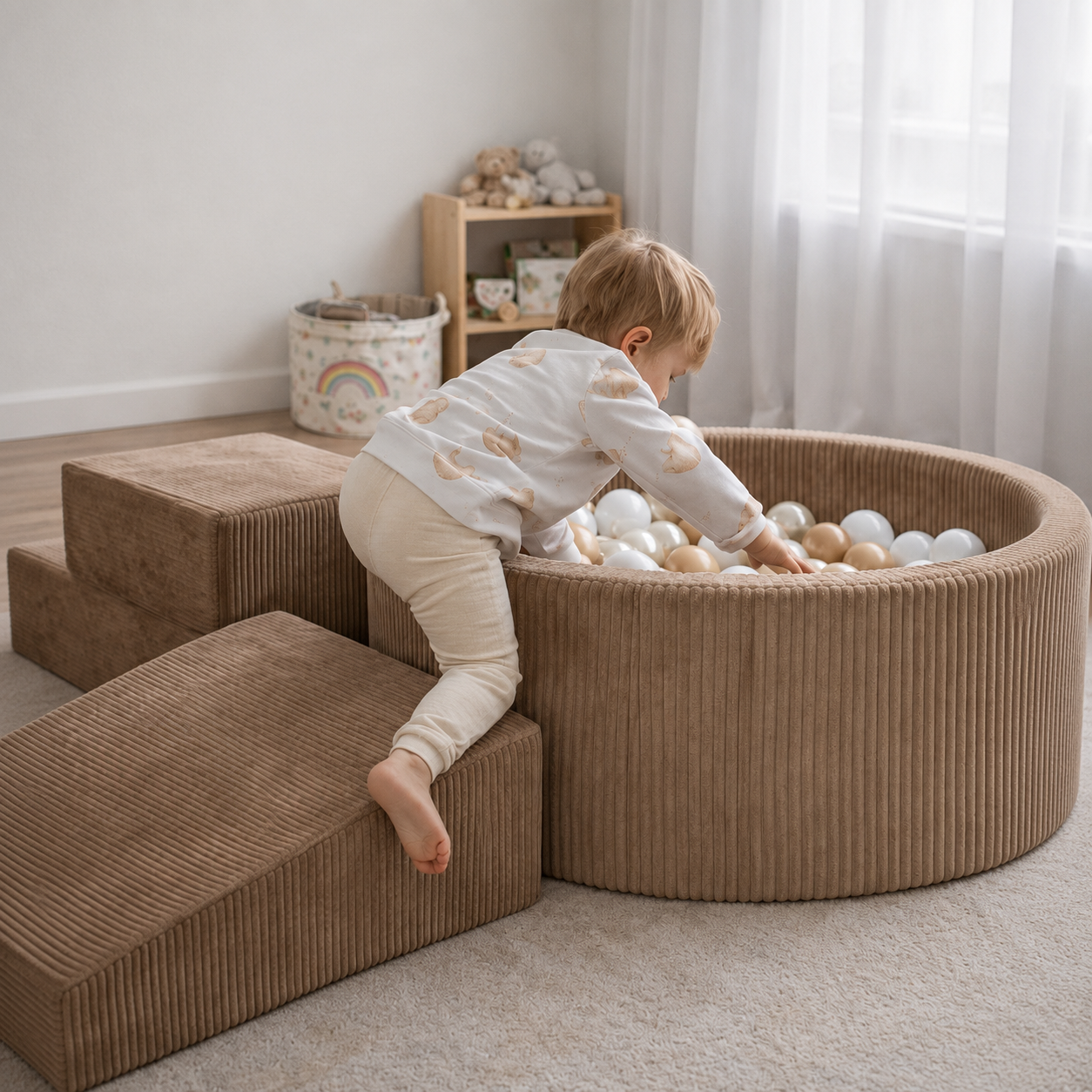 Mimii Schaumstoff-Spielset mit rundem Bällebad 90 × 30 cm aus Cord in Toffee – mit 200 Bällen