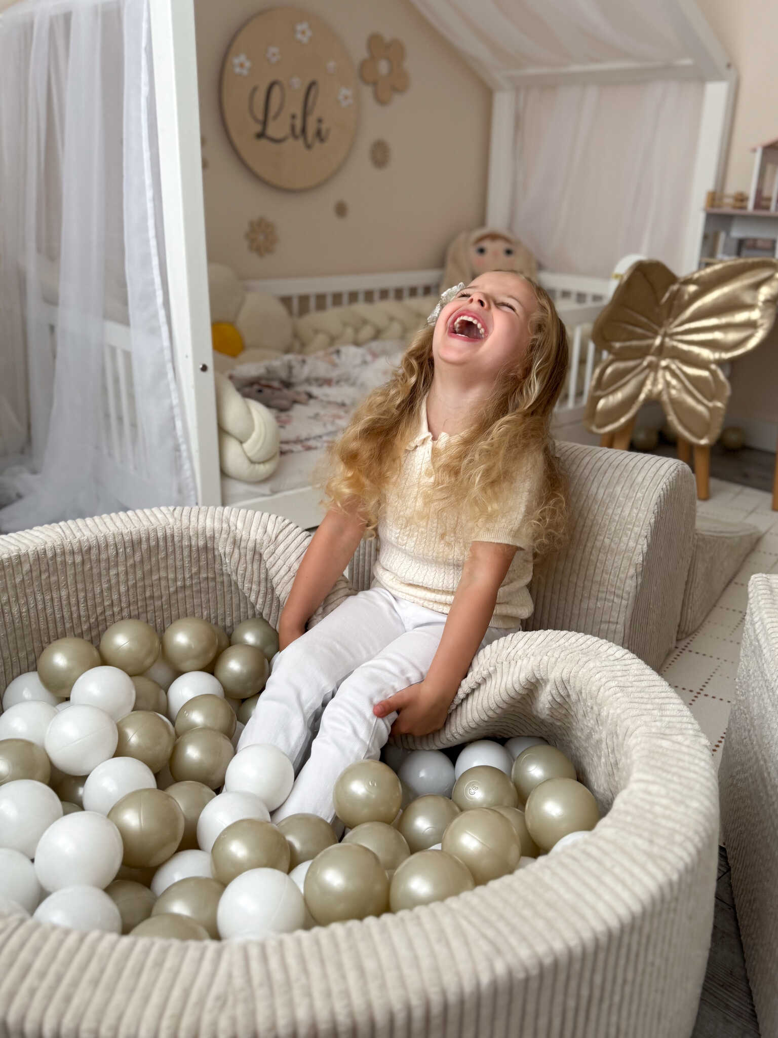 Mimii Schaumstoff-Spielset mit rundem Bällebad 90 × 30 cm aus Cord in Beige – mit 200 Bällen