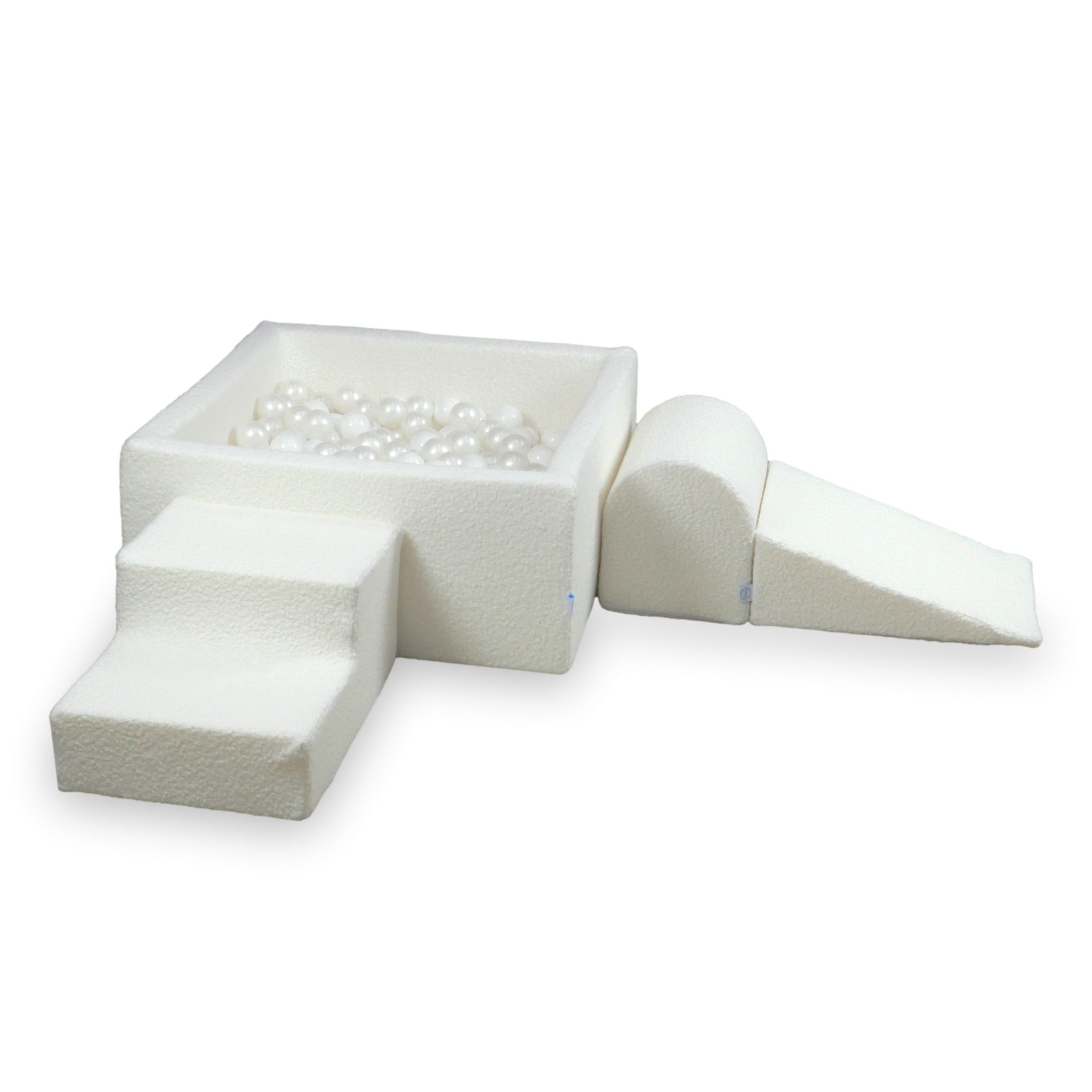 Piankowy plac zabaw z kwadratowym basenem 90x90x40 bouclé biała + 400 piłek