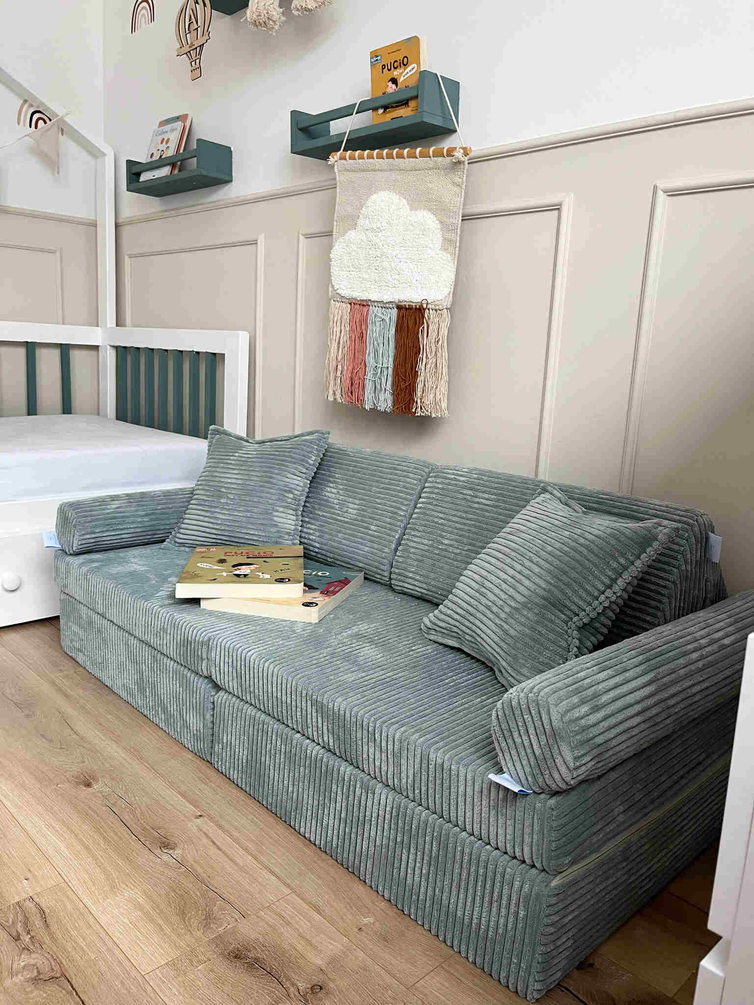 Mini Montessori Play Sofa Comfort corduroy