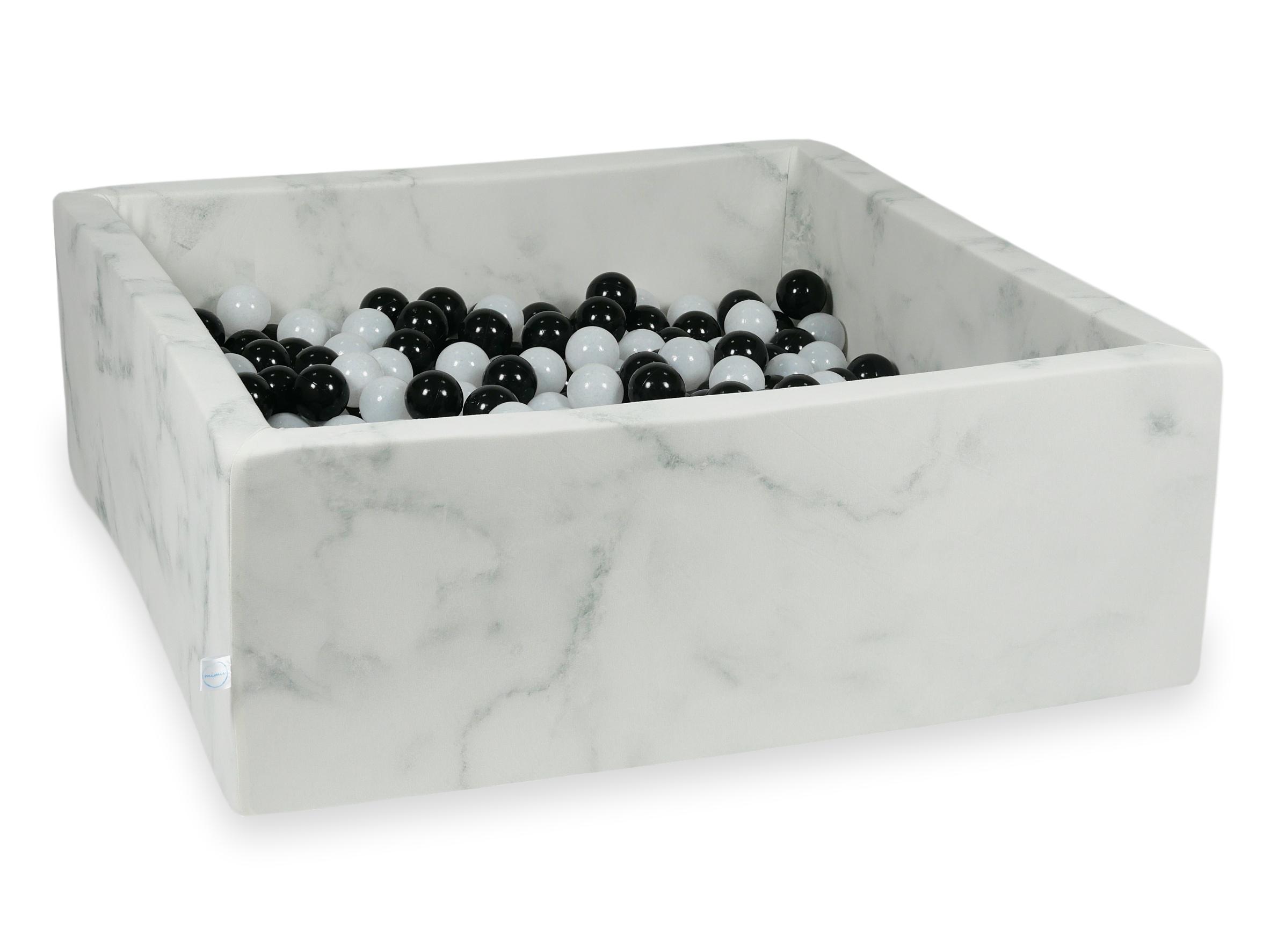 Mimii Bällebad aus Samt – quadratisch, 110 × 110 × 40 cm, mit 600 Bällen