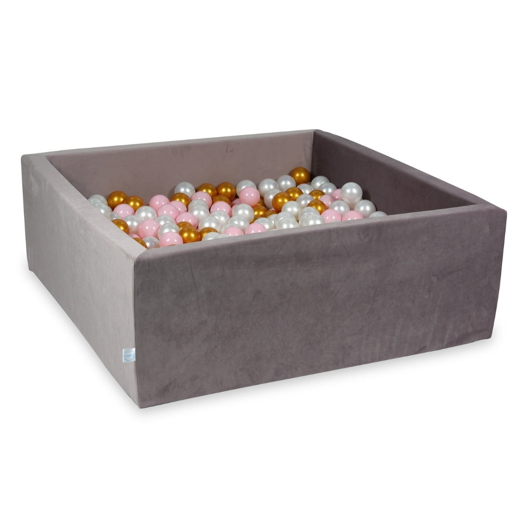 Mimii Bällebad aus Samt in Flieder – quadratisch, 110 × 110 × 40 cm, mit 600 Bällen