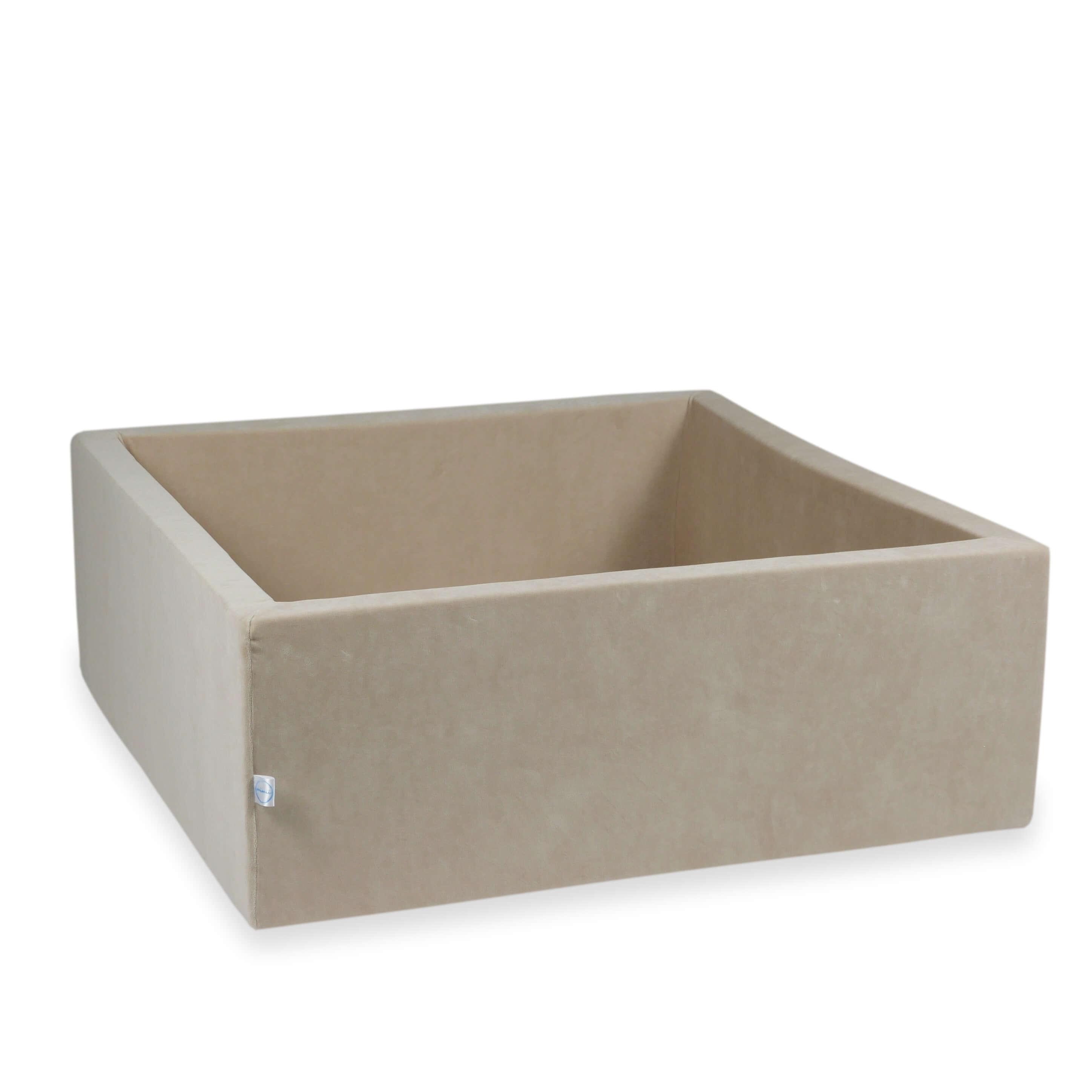 Mimii Bällebad aus Velvet Soft in Beige – quadratisch, 110 × 110 × 40 cm, ohne Bälle