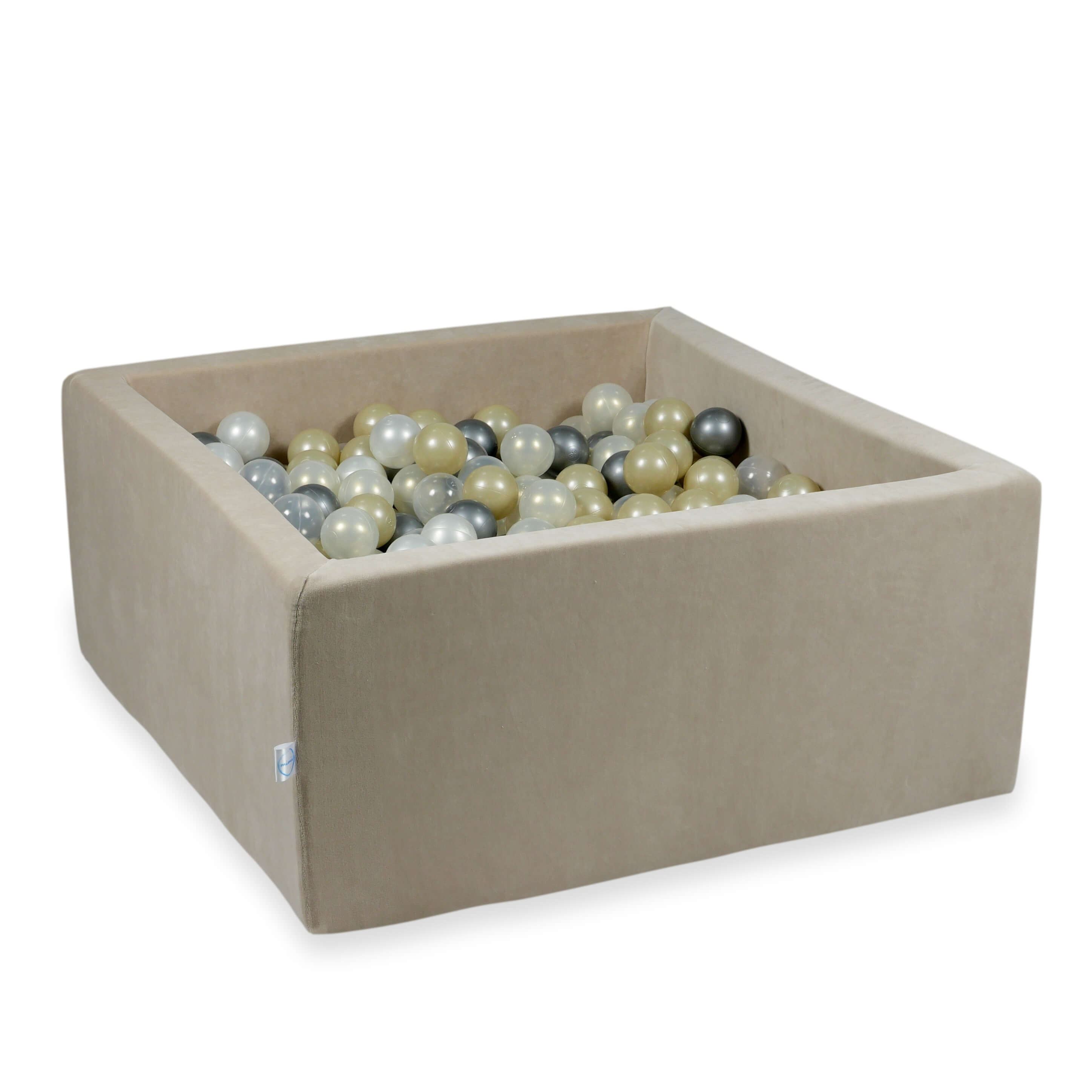 Mimii Bällebad aus Velvet Soft in Beige – quadratisch, 90 × 90 × 40 cm, mit 400 Bällen